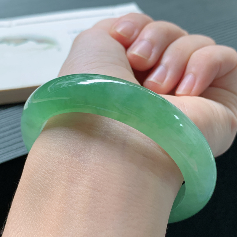 Jadeite bracelet, Burmese old  - đánh giá và giá Lighting