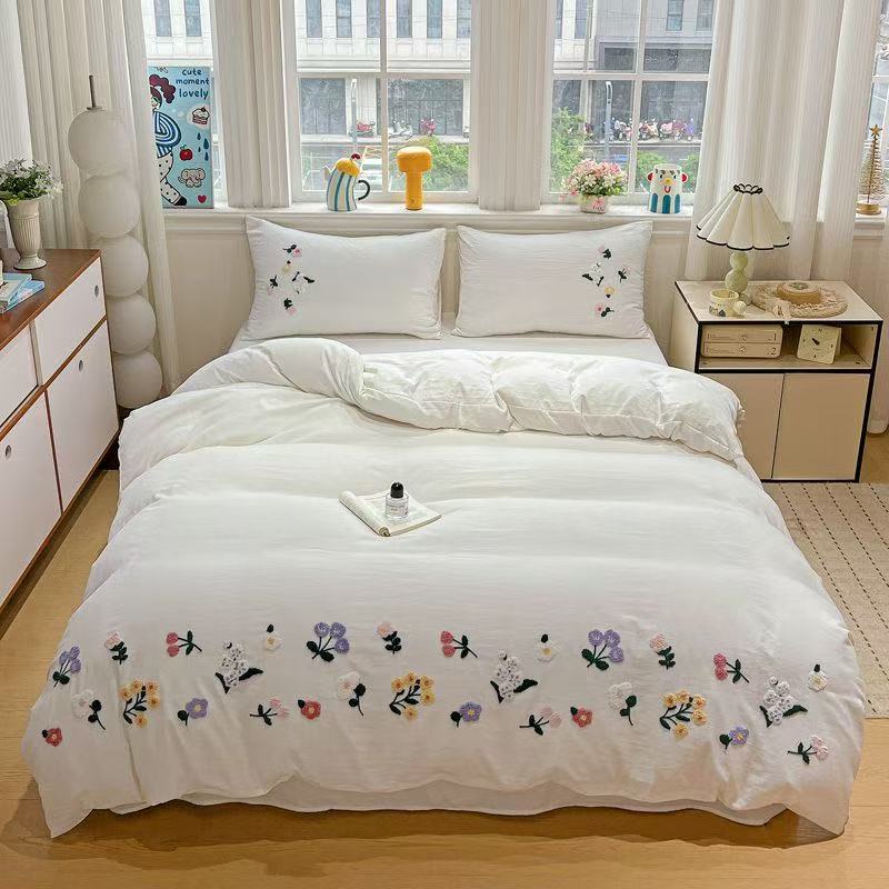 Aesthetic Floral Embroidery Du - đánh giá và giá Aesthetic Floral Duvet Cover